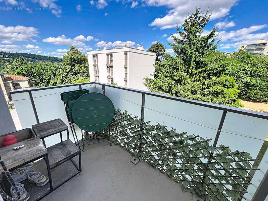 Appartement à OULLINS
