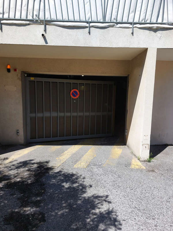 Parking à NICE