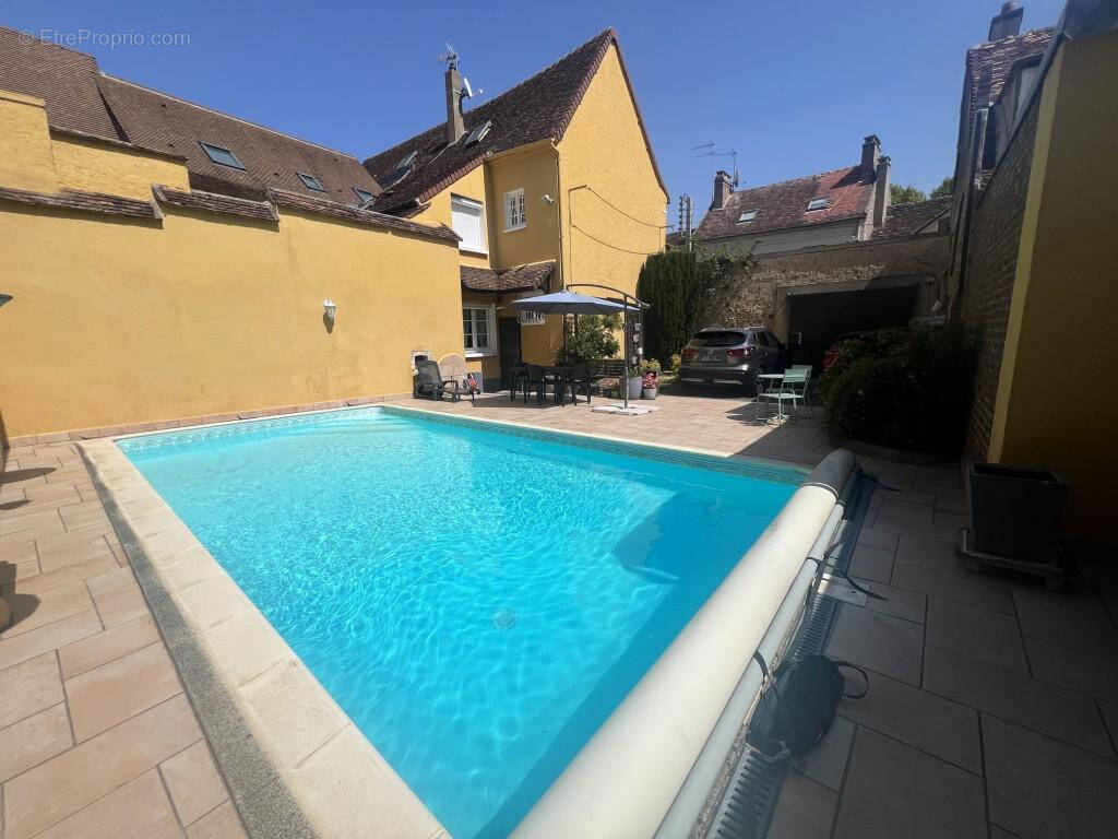 Maison à SENS
