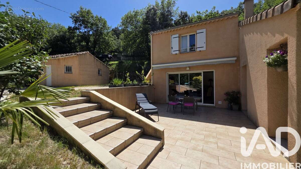 Photo 6 - Maison à ROCHEGUDE
