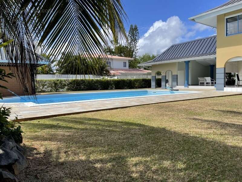 Maison à KOUROU