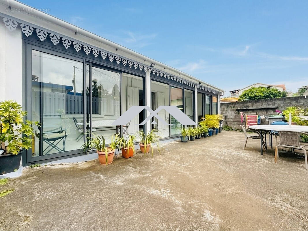 Maison à LE TAMPON