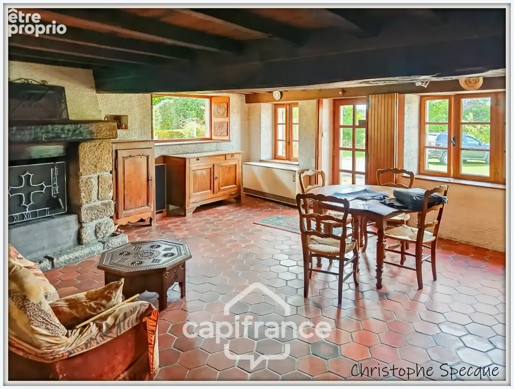 Maison à vendre, grand terrain, garage, PALLADUC (63) - photo 9