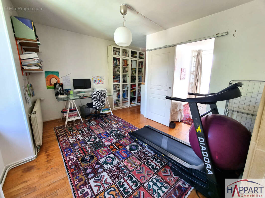 Maison à LE MEE-SUR-SEINE