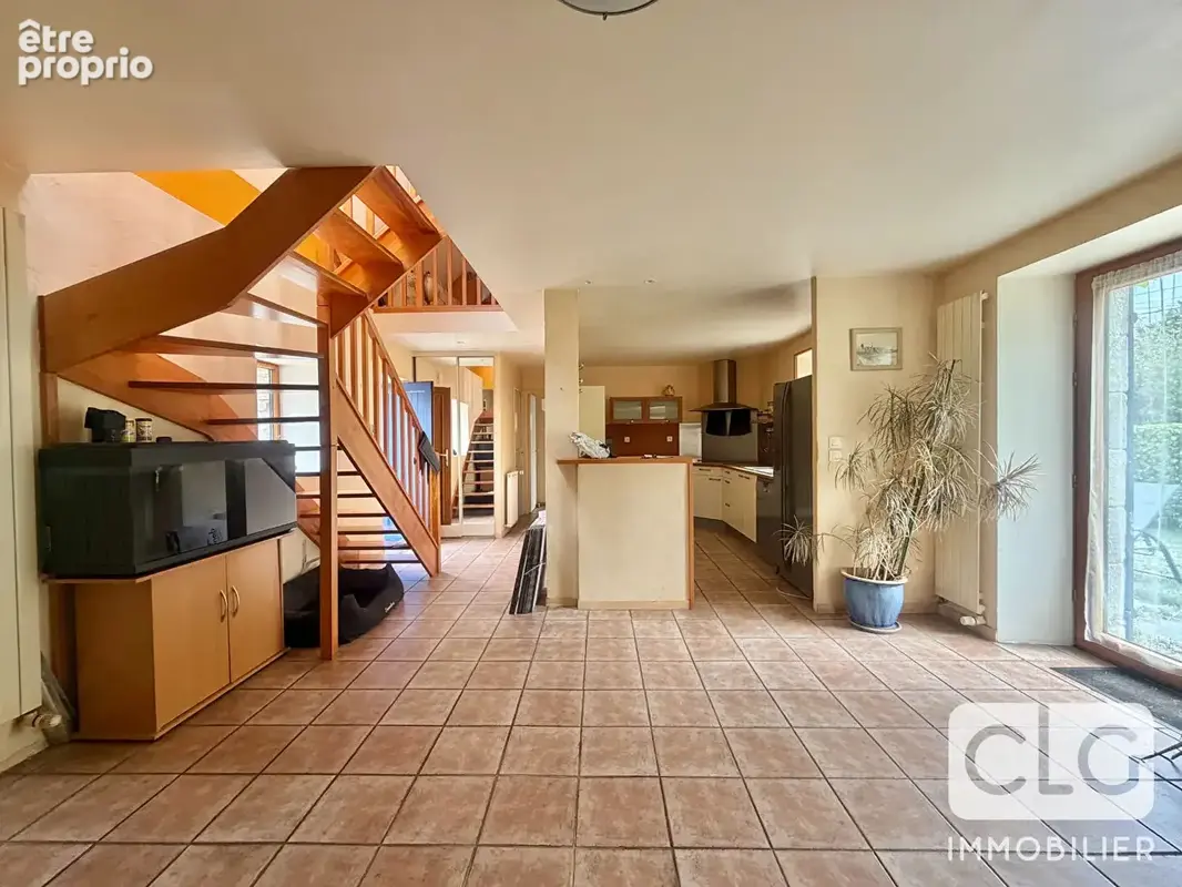 Quimper sud ? belle propriété en pierre avec piscine et plus de 2 000 m² de terrain - photo 5
