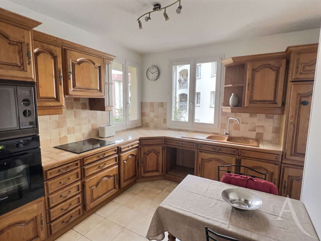 Appartement à THIAIS