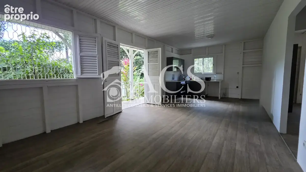 Charmante villa T3 avec terrasse, quartier calme et sans vis-à-vis à Fort-de-France - photo 3