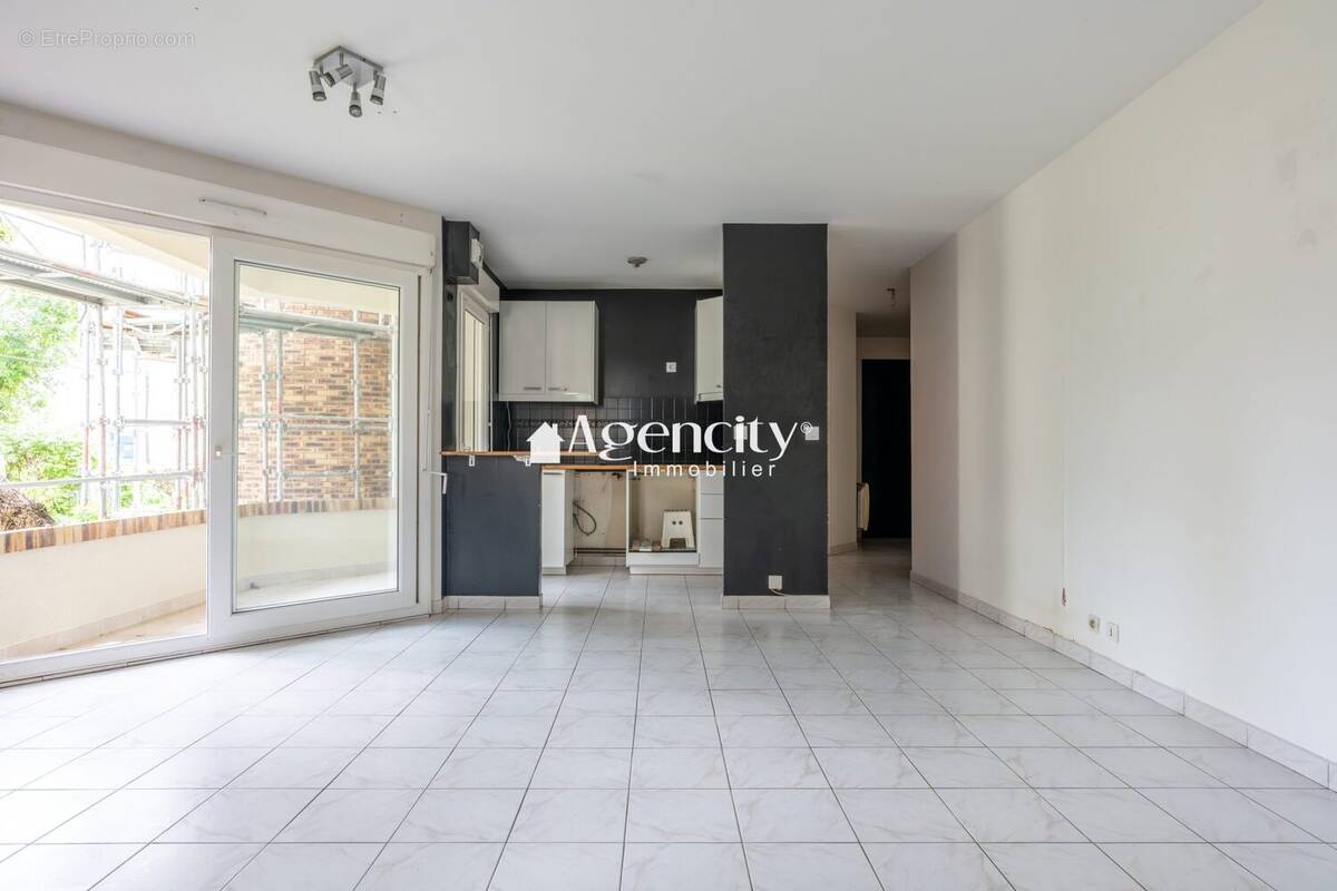 Appartement à TORCY