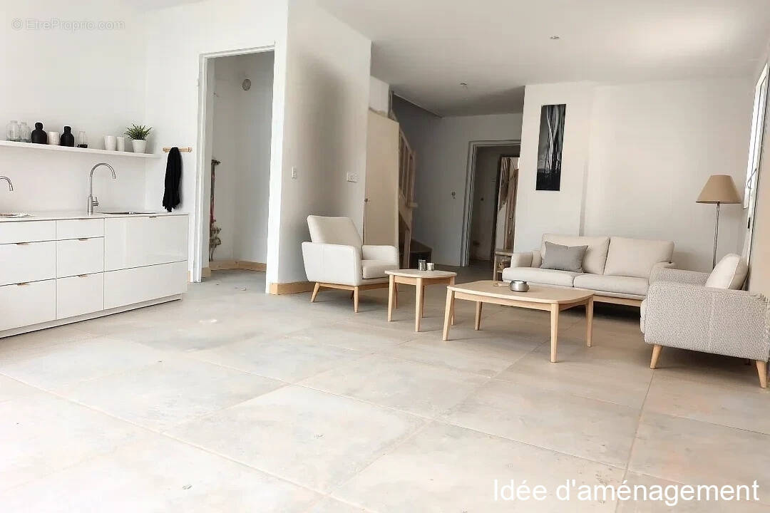 Appartement à PUSIGNAN