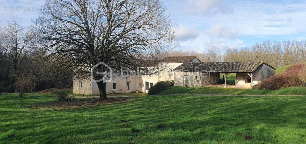 Maison à CEAUX-EN-COUHE