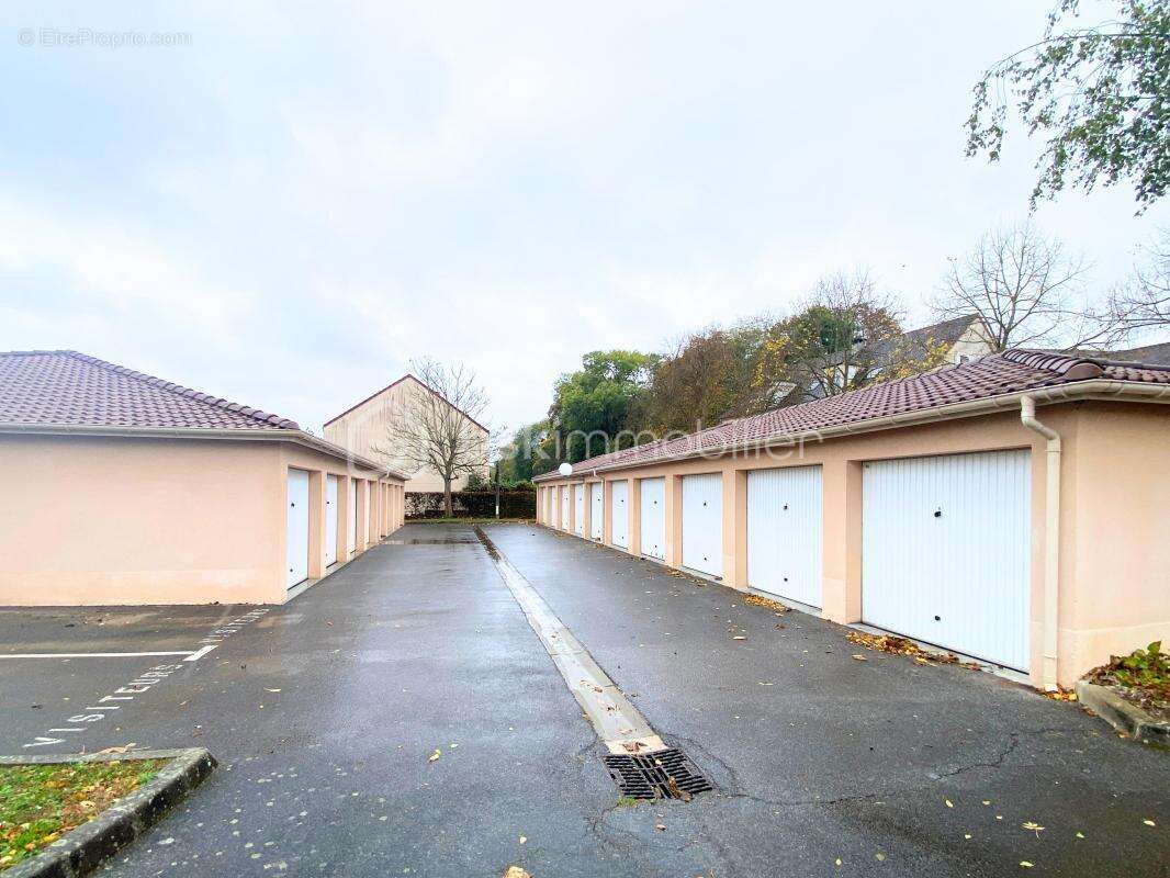 Appartement à SAINT-PIERRE-DU-PERRAY