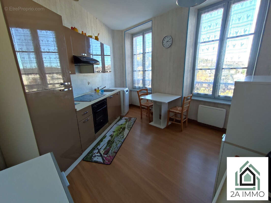 Appartement 54 m² à Royat  - photo 3