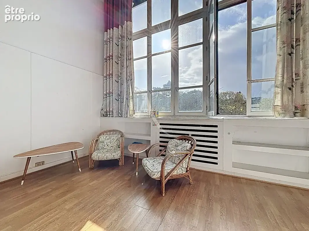 Appartement à PARIS-14E