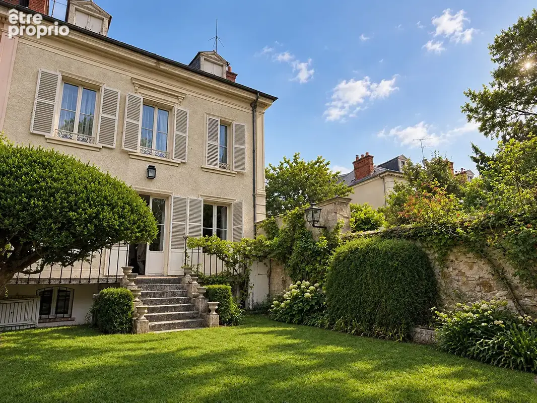 Maison à FONTAINEBLEAU