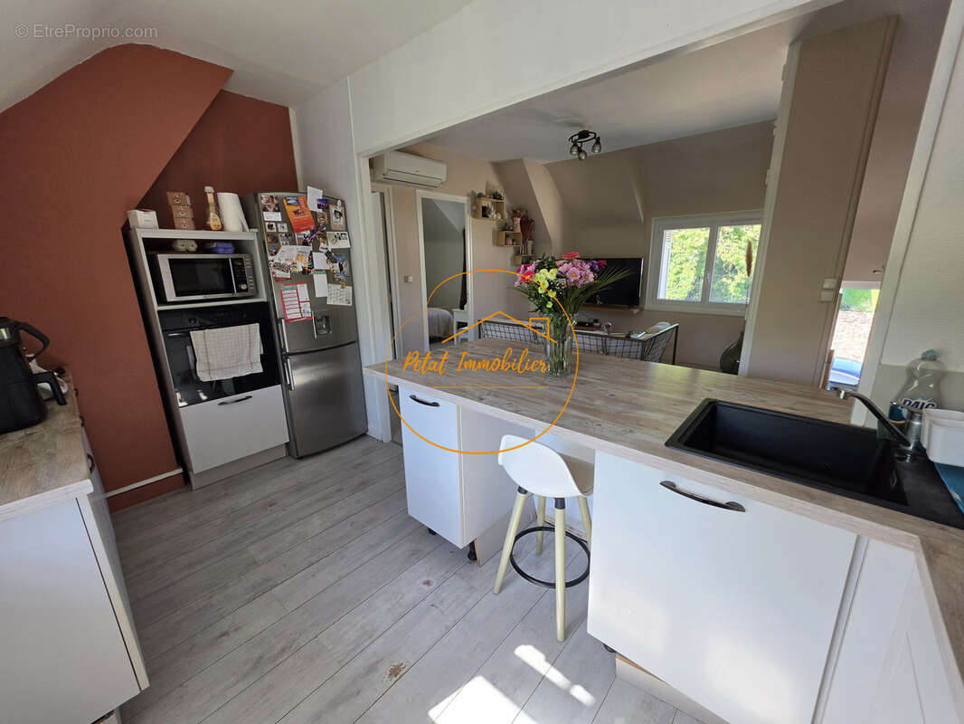 Appartement à SAINT-AY