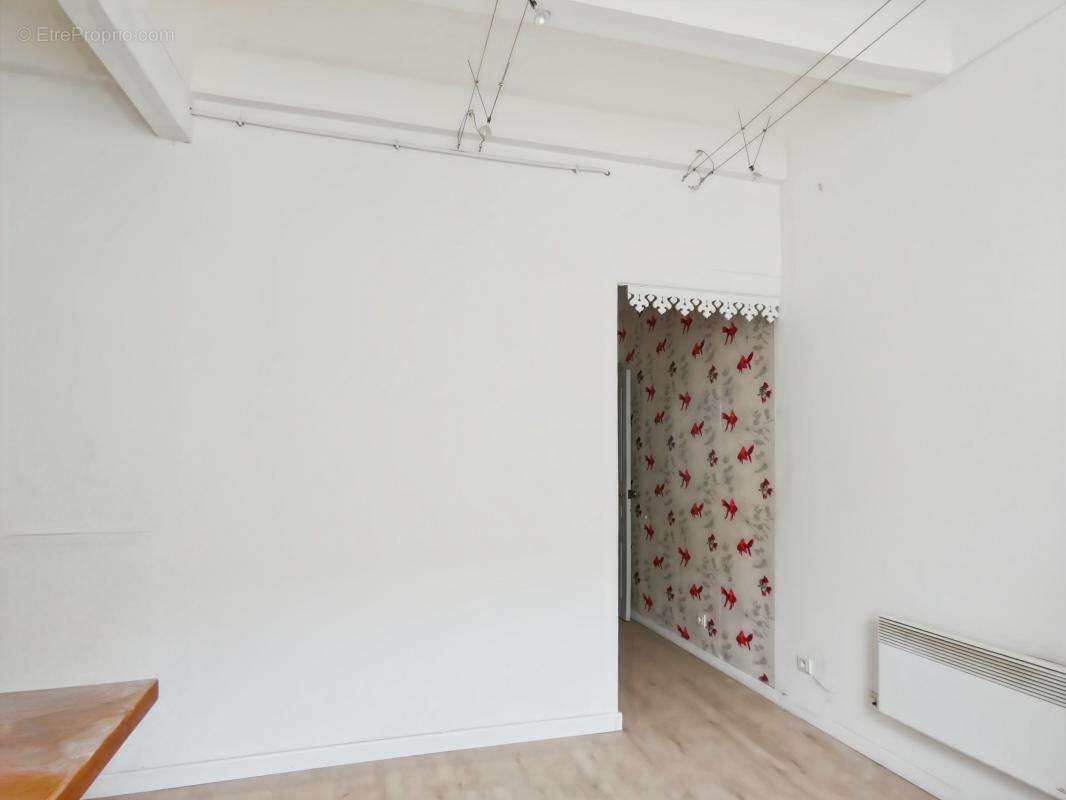 Immeuble Alès 160 m2, local commercial et trois appartements - photo 17