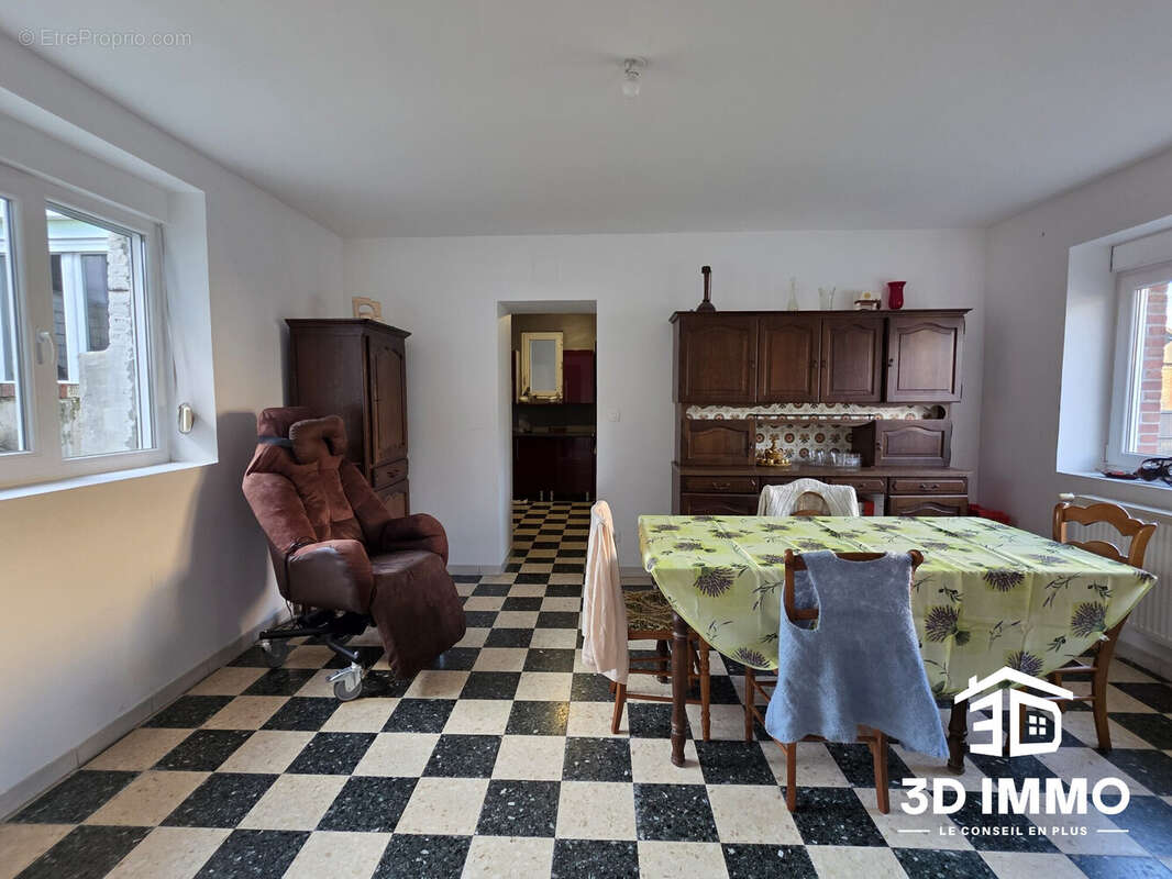 Maison à SAINS-DU-NORD