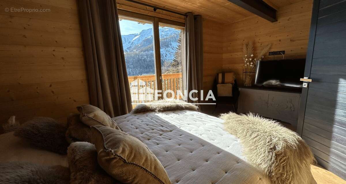 Maison à SAINT-ETIENNE-DE-TINEE