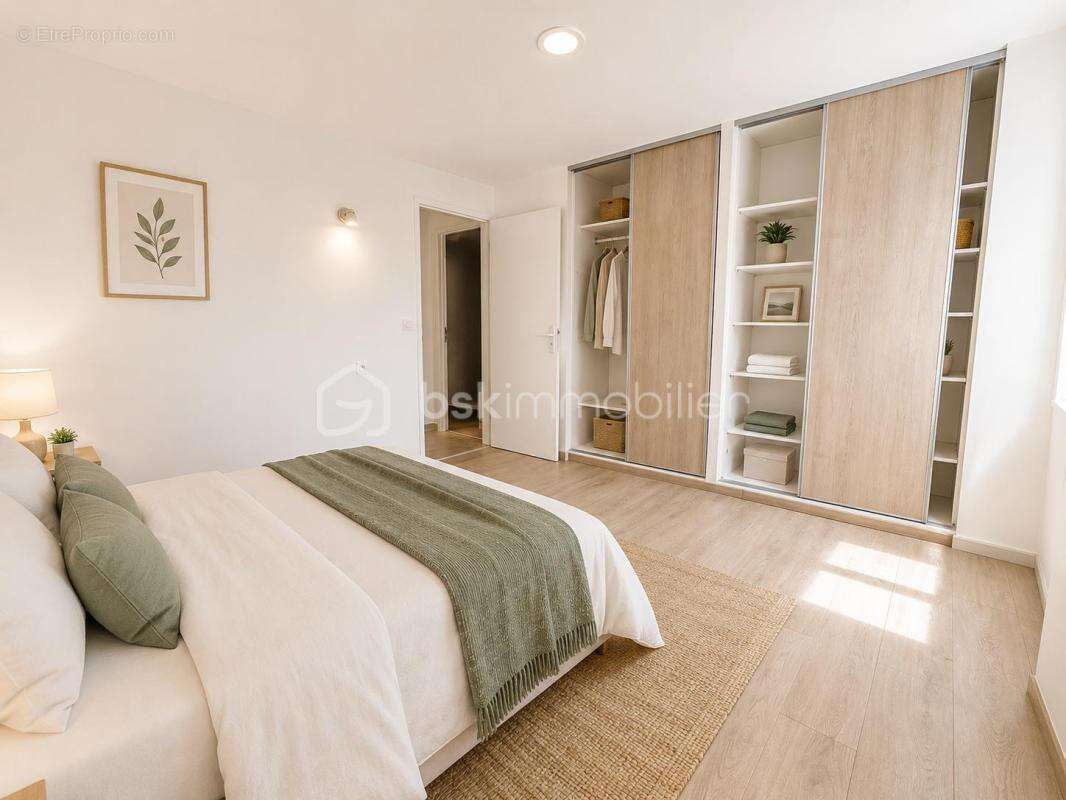 Maison de village avec local commercial – 97 m² – Vinay (38470) - photo 10