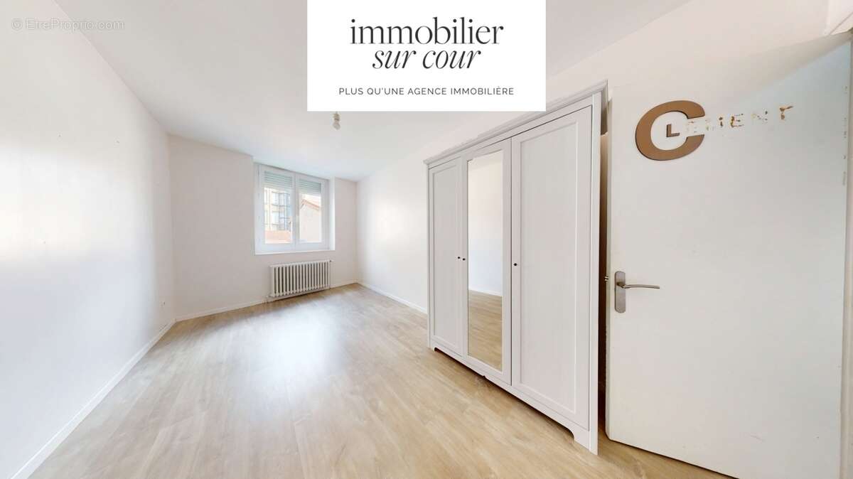 Appartement à SAINT-ETIENNE