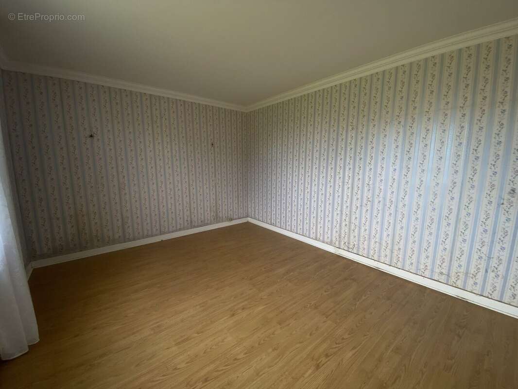 Maison à CHAMBON-LA-FORET