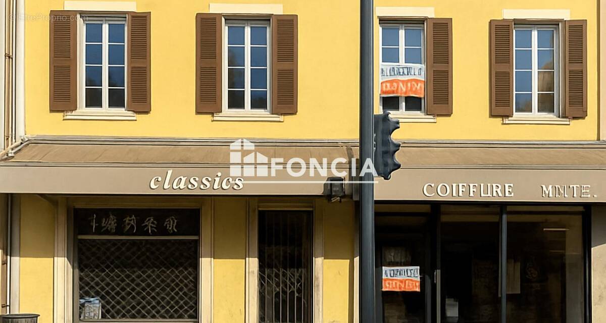 Appartement à LA LONDE-LES-MAURES