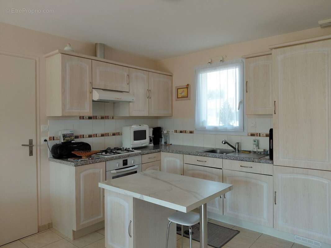 Maison 64 m² à Froidfond  - photo 5