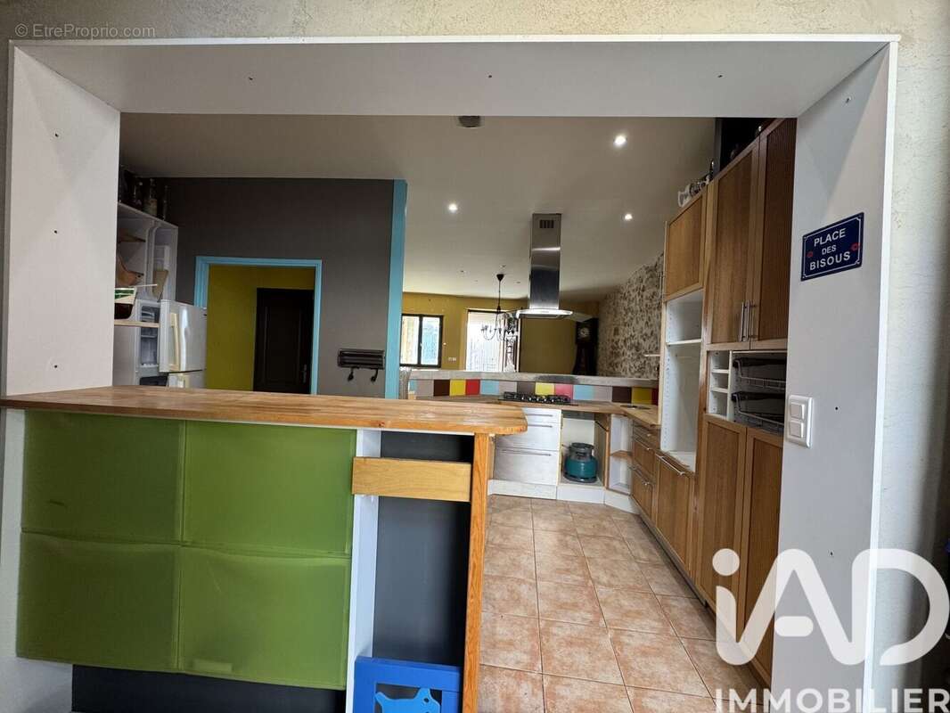Maison 245 m² à Paziols  - photo 7