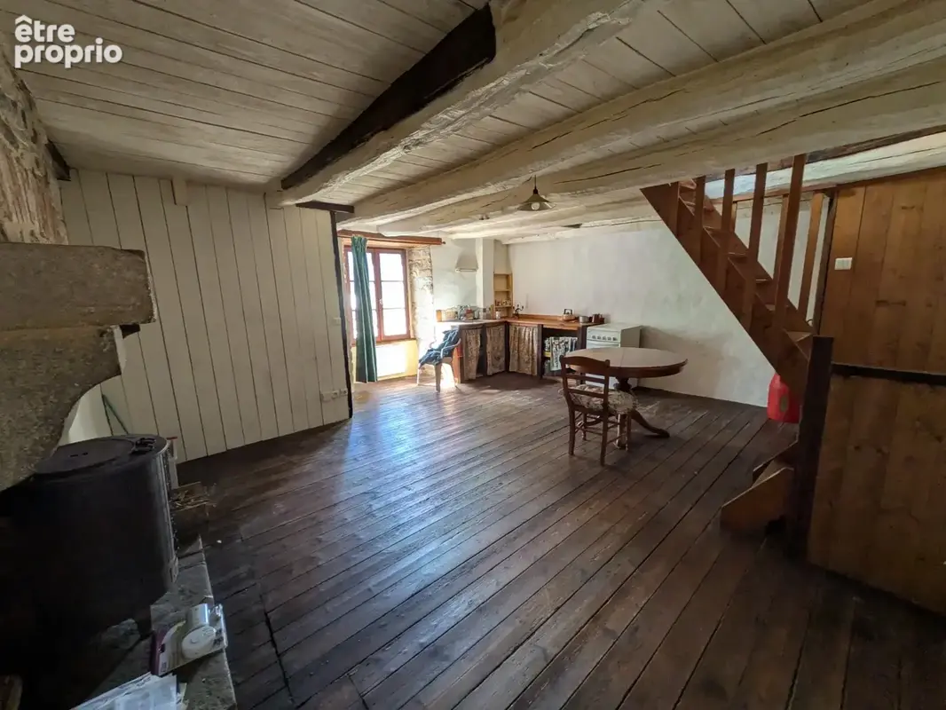 Guemene sur scorff maison atypique en bon etat general de 2 pieces avec cave une dépendance et un jardinet - photo 4