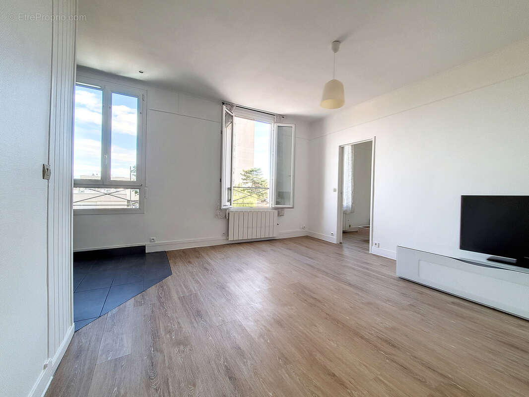 Appartement à RUEIL-MALMAISON