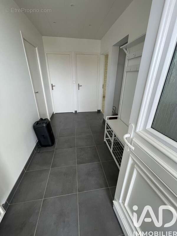 Photo 4 - Maison à VILLENEUVE-LA-GUYARD