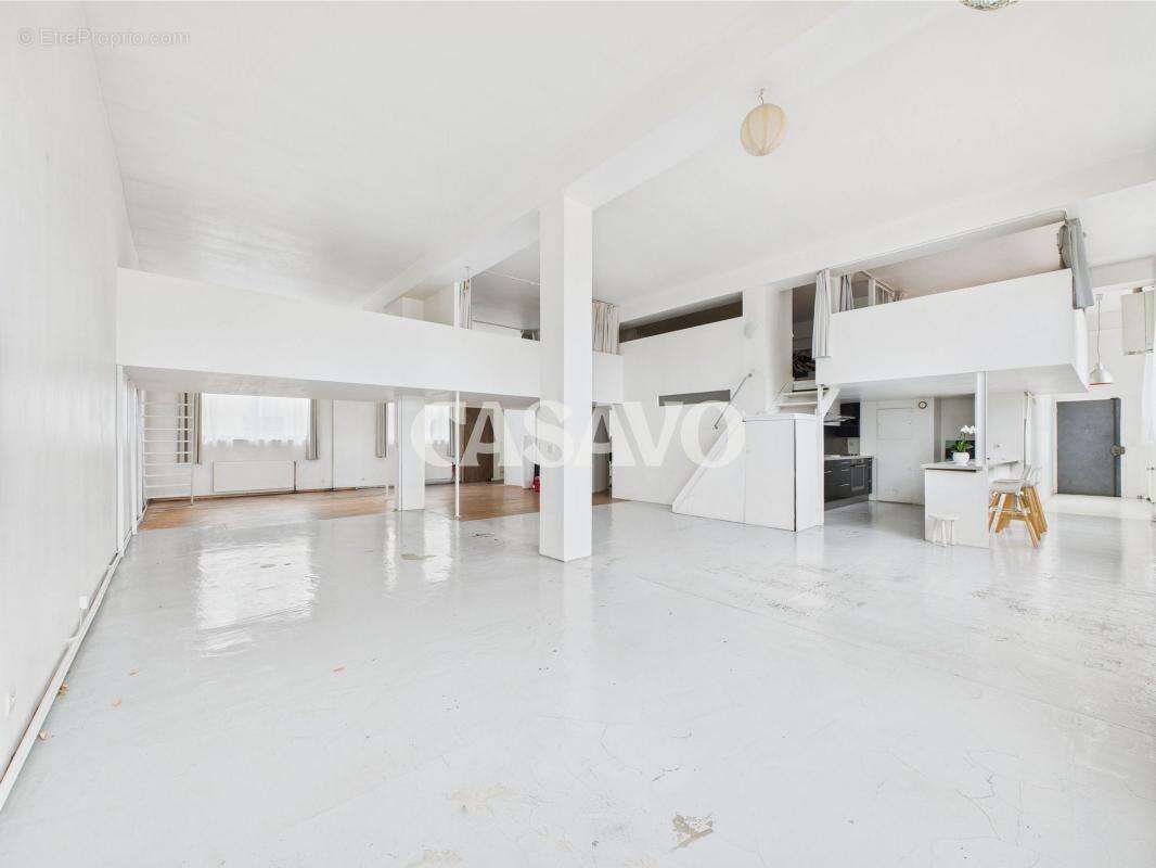 Appartement à IVRY-SUR-SEINE