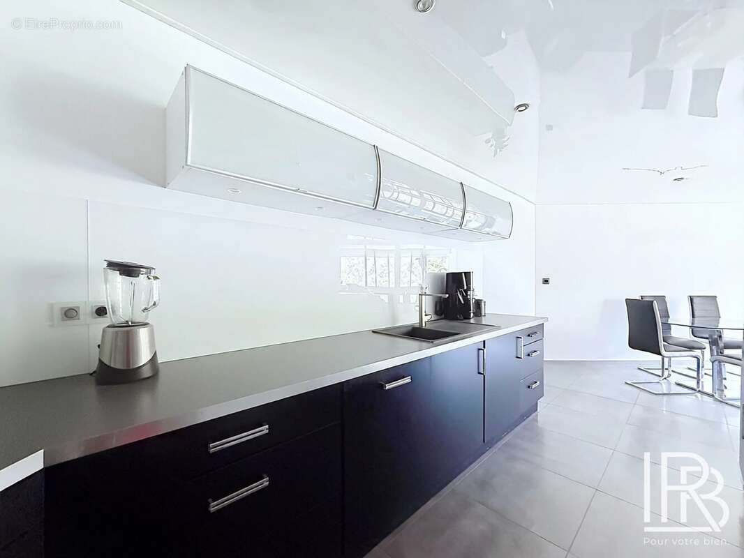 Appartement à MARSEILLE-9E