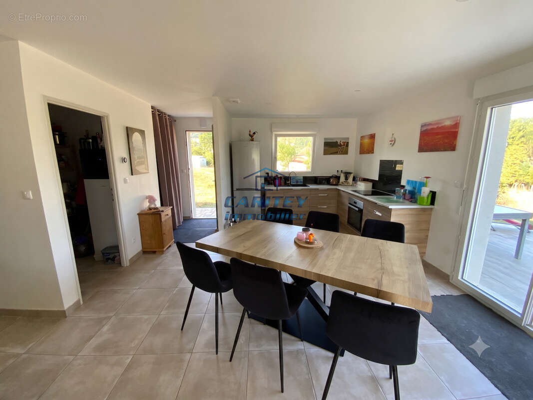 Maison plain pied 73m2 sur terrain de 848m2 à belles fontaines - photo 3