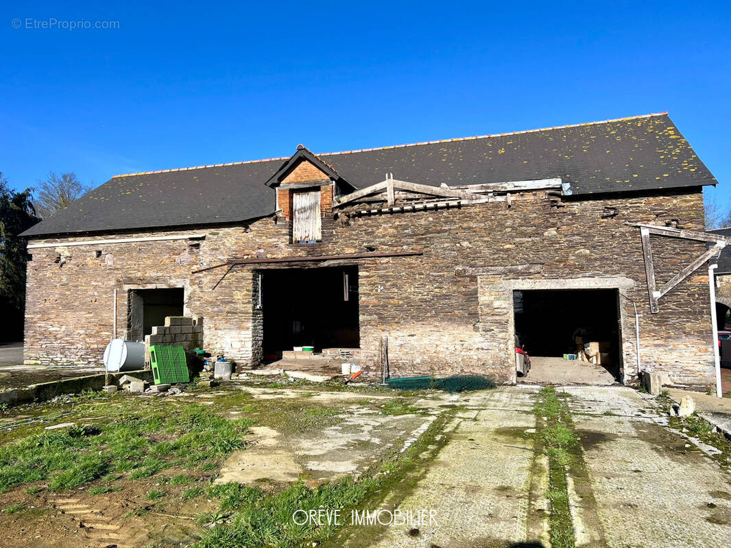 Maison à LA CHAPELLE-BOUEXIC
