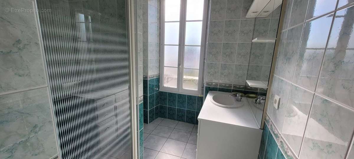 Maison à SAINT-JEAN-D&#039;ANGELY