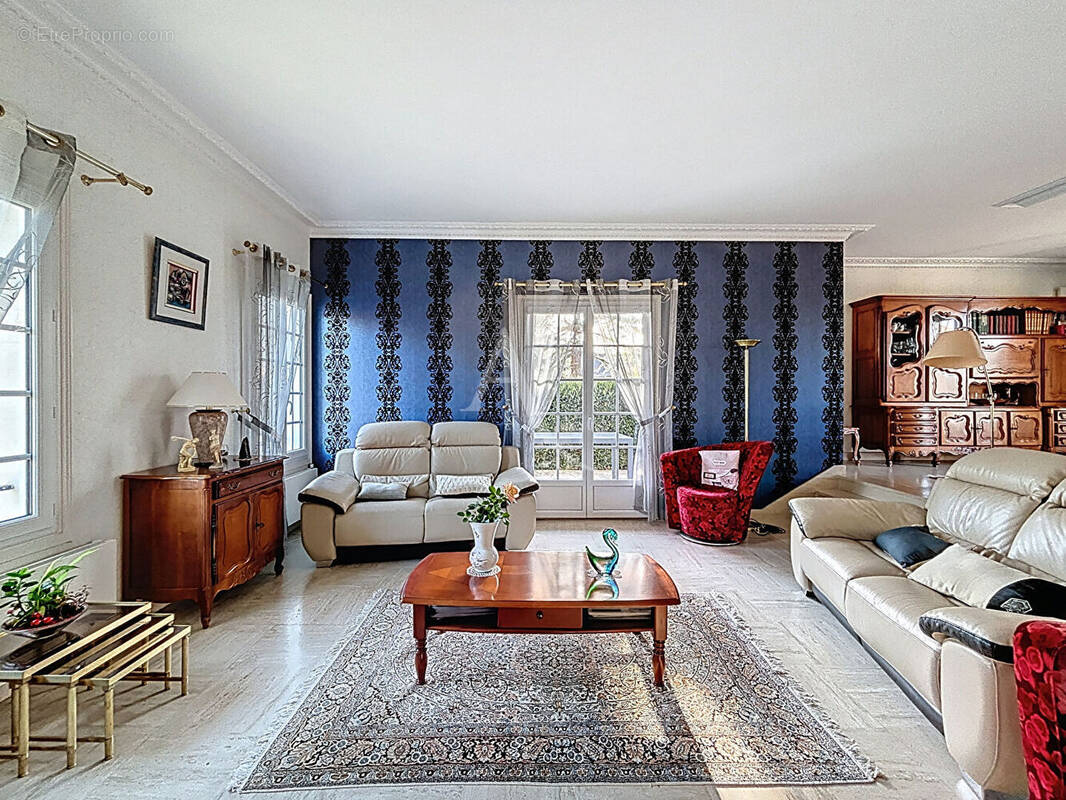 Maison à BOUCHEMAINE