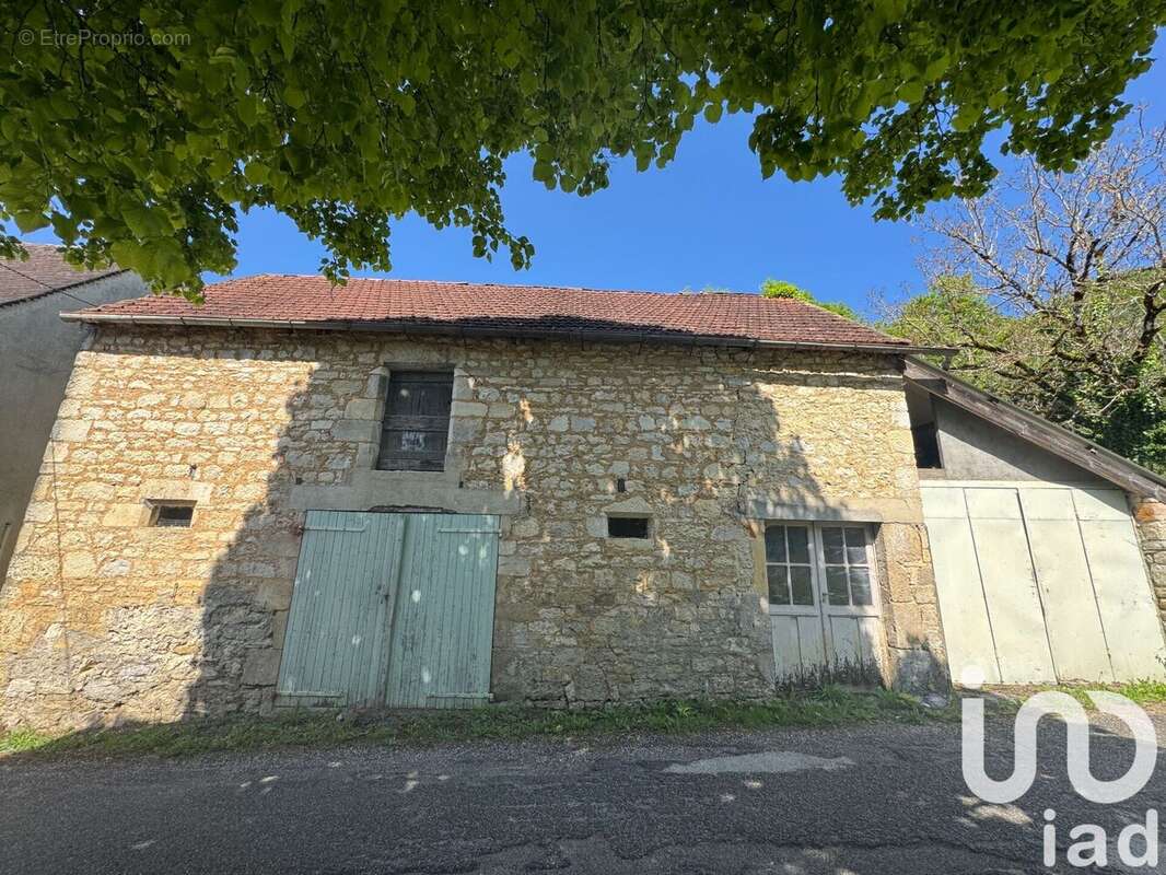 Maison 145 m² à Concores  - photo 3