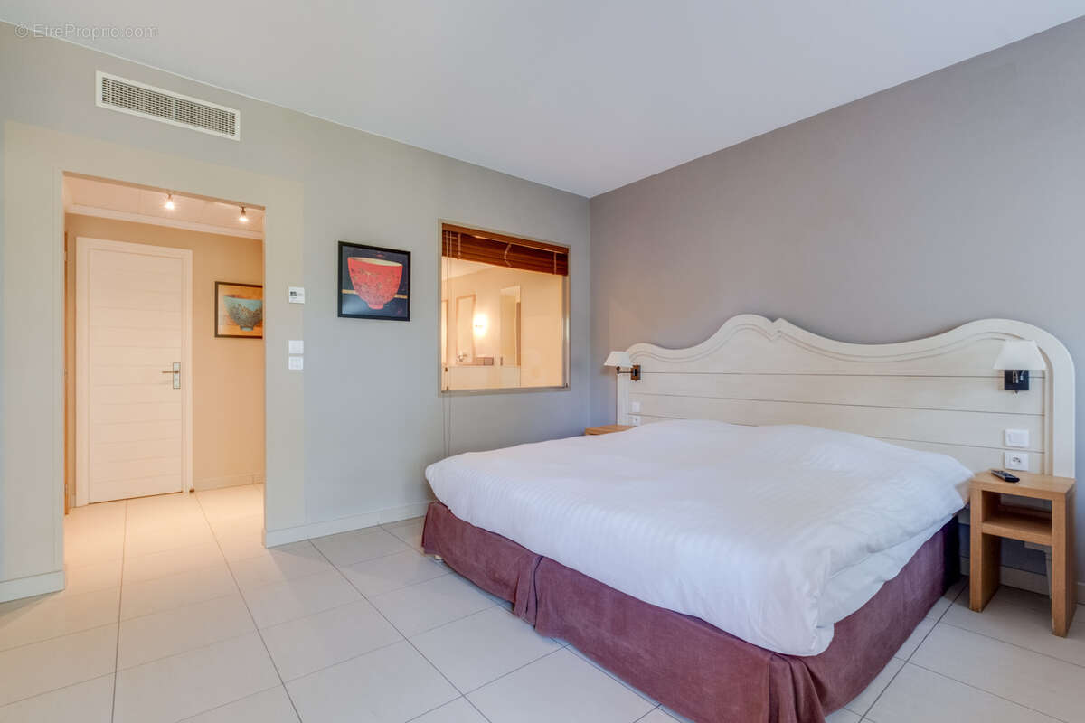 Appartement à LA MOTTE