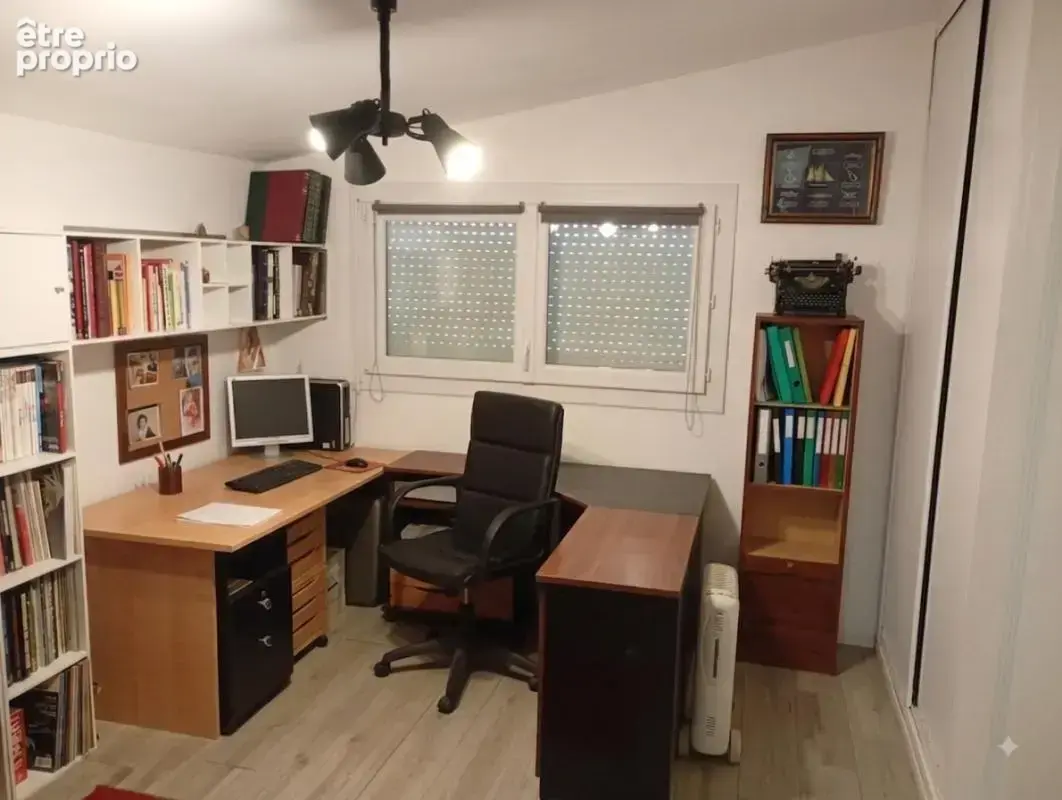 Maison plain-pied de 145M² sur un terrain de 1000M² + garage + dépendance - photo 4