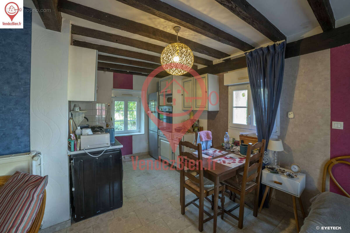 Maison à SAINT-GERMAIN-DU-PUY