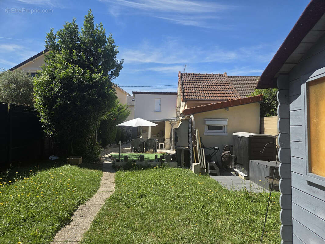 Maison à PIERREFITTE-SUR-SEINE