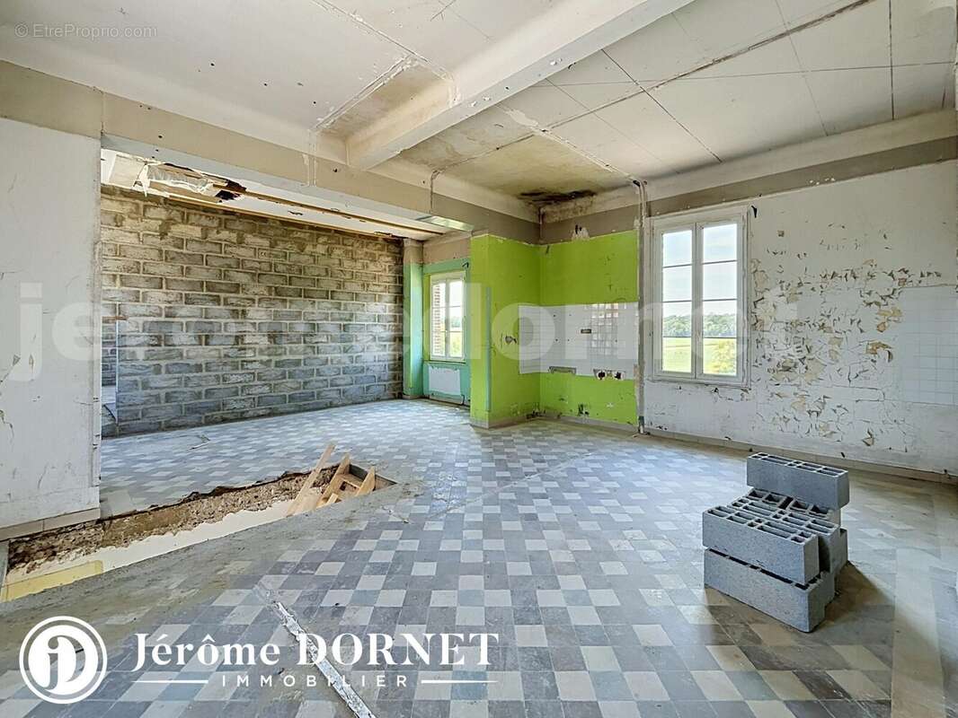 he_00002 - Maison à BRETEUIL
