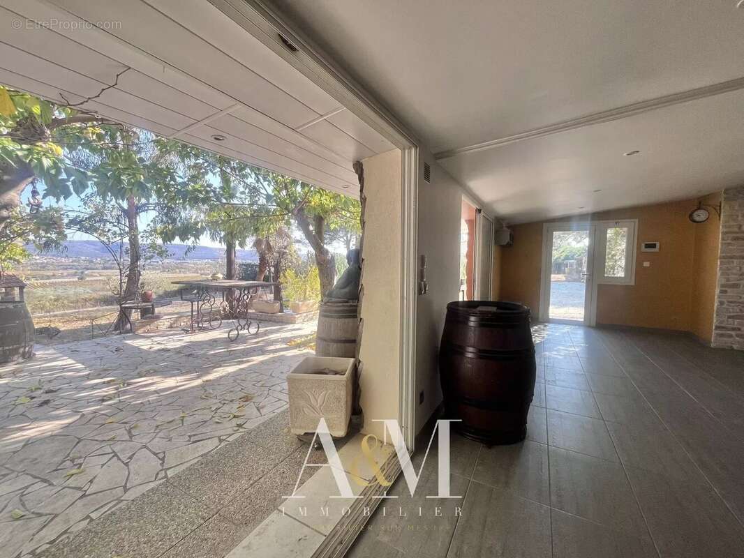 Mas 145 m² / 4262 m² - photo 9