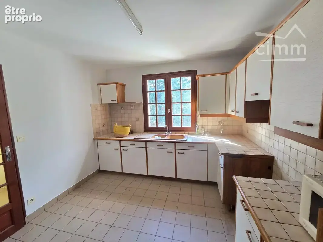 Maison de plain pied de 92 m² environ sur 2600 m² environ de terrain situé sur le secteur de Les Touches - photo 9