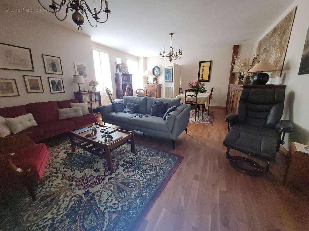 Maison à SAINT-JEAN-D&#039;ANGELY