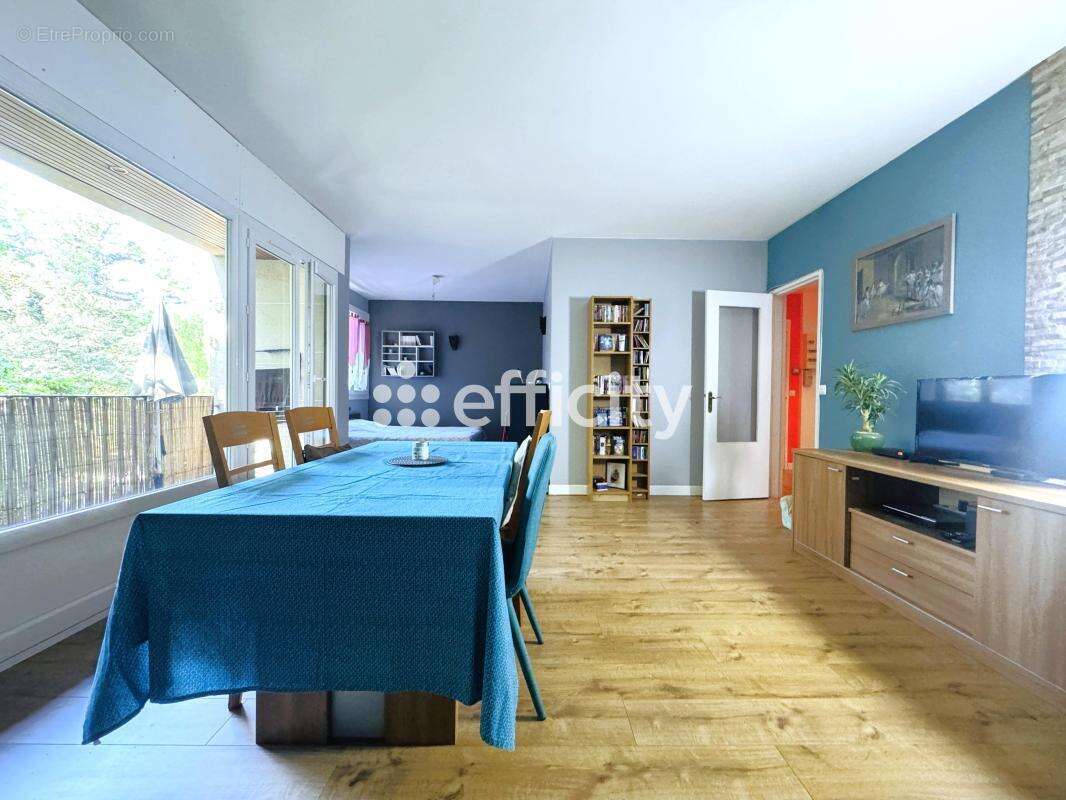 Appartement à SAINT-MAURICE