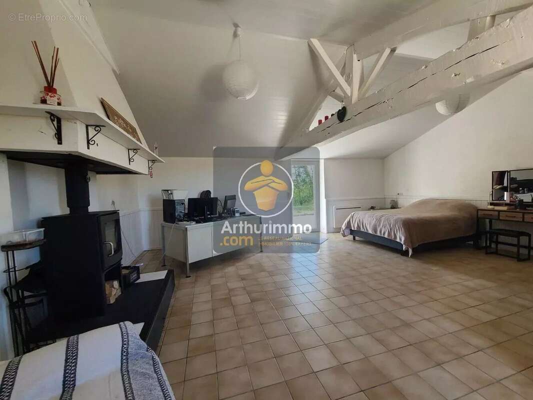 Maison à BOIS-DE-CENE