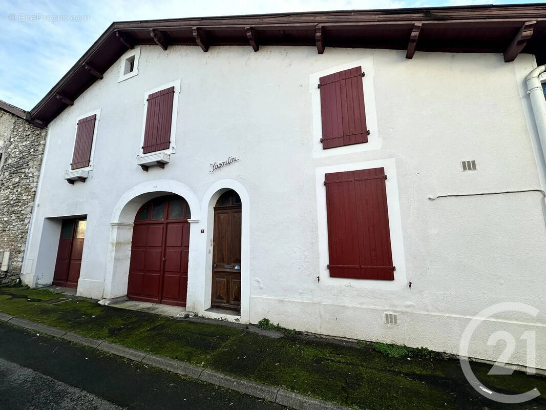 Maison à BELLOCQ