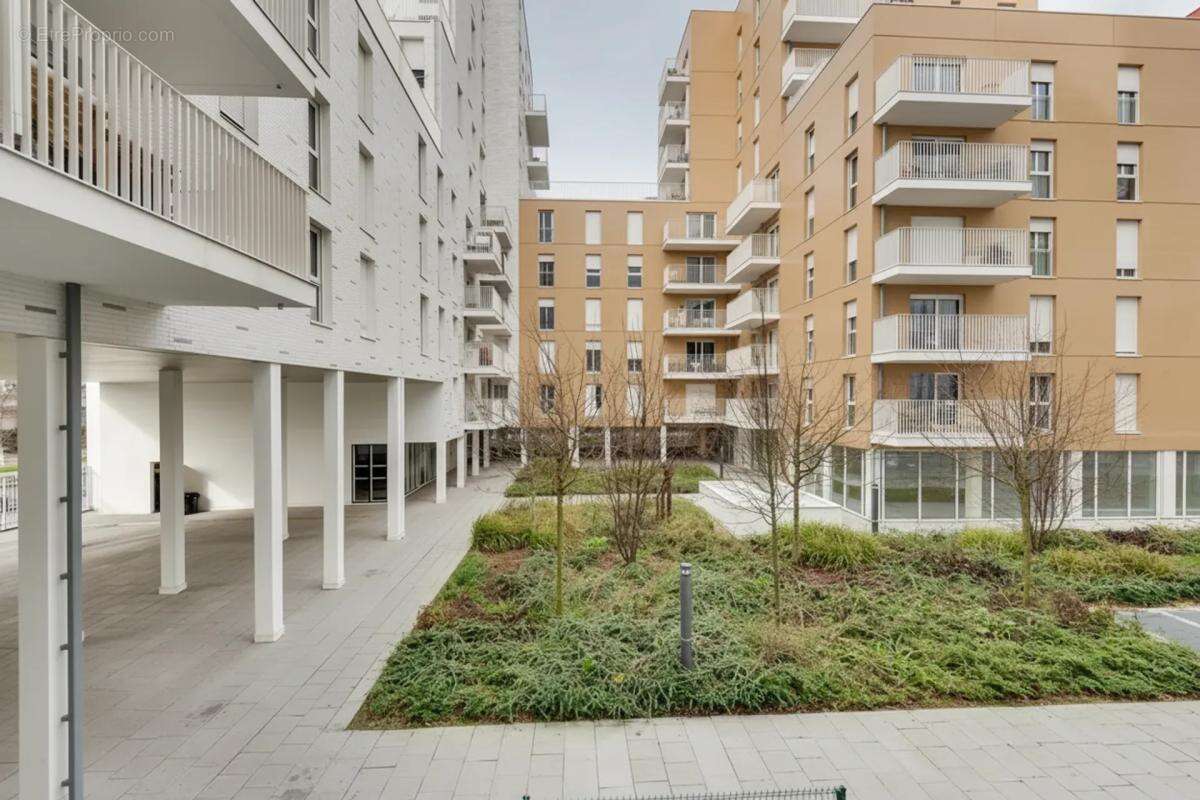 Appartement à ASNIERES-SUR-SEINE